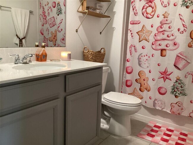 Building Photo - 260 Pershing St