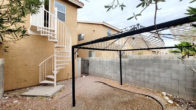 Building Photo - 8016 Cimarron Ridge Dr