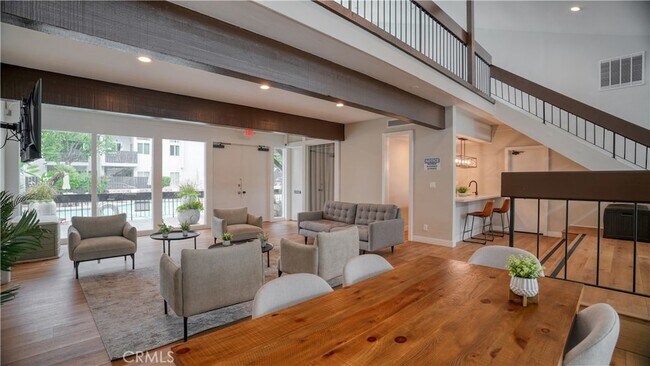 Building Photo - 18645 Hatteras St