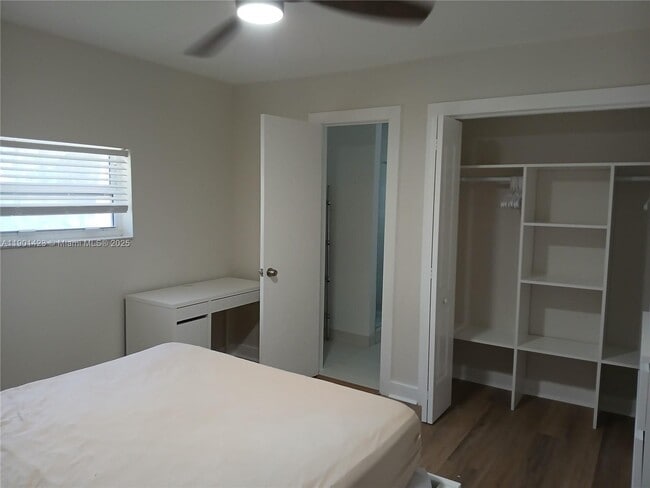 Building Photo - 1945 NW 4th Ave