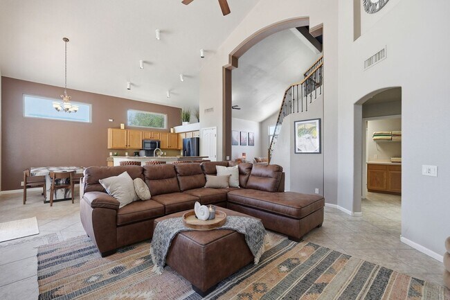 Building Photo - Furnished Desert Oasis| Pool, Bar and Mountain Views