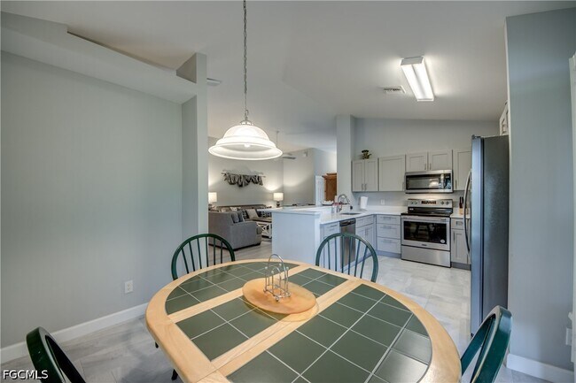 Building Photo - 15472 Admiralty Cir