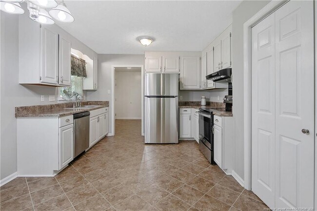 Building Photo - 3970 Loufield Dr
