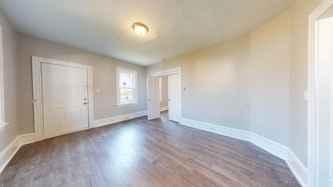 Building Photo - 4217 Hyde Ave