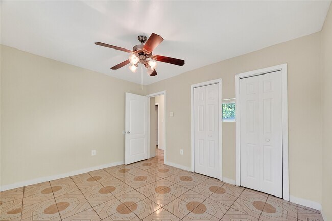 Building Photo - 968 Garapan St