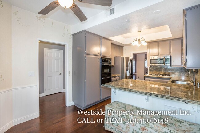 Building Photo - 4355 Ventura Canyon Ave