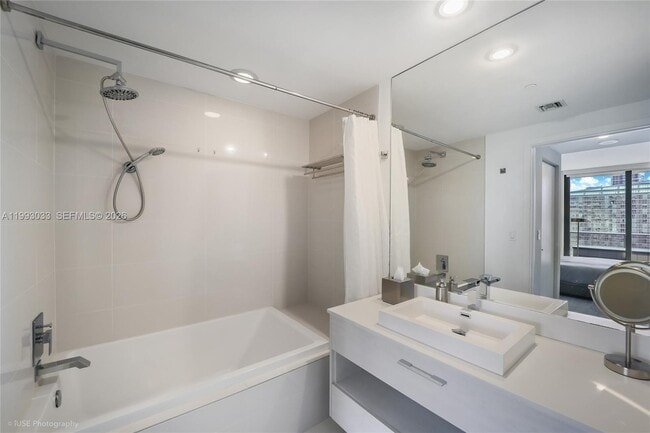 Building Photo - 55 SW 9th St