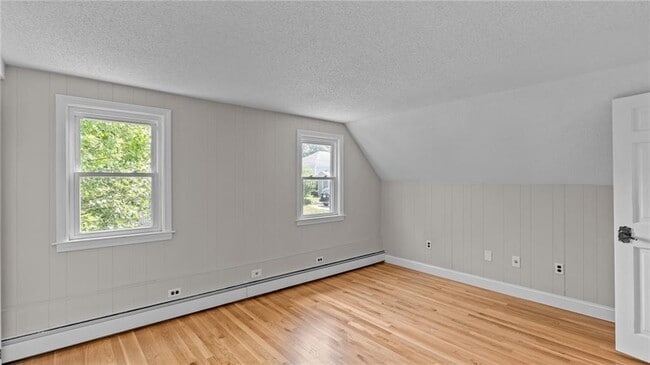 Building Photo - 54 Hillside Ave