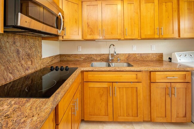 Building Photo - 95-269-269 Waikalani Dr
