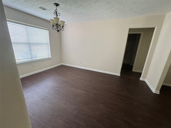 Building Photo - 16310 Long Valley Ct