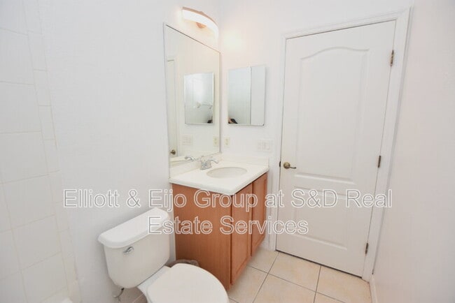 Building Photo - 6352 Sedgeford Dr