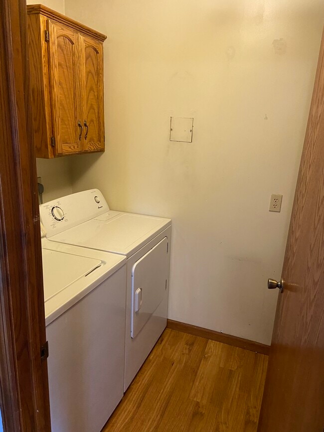 Building Photo - 4123 Avenue C