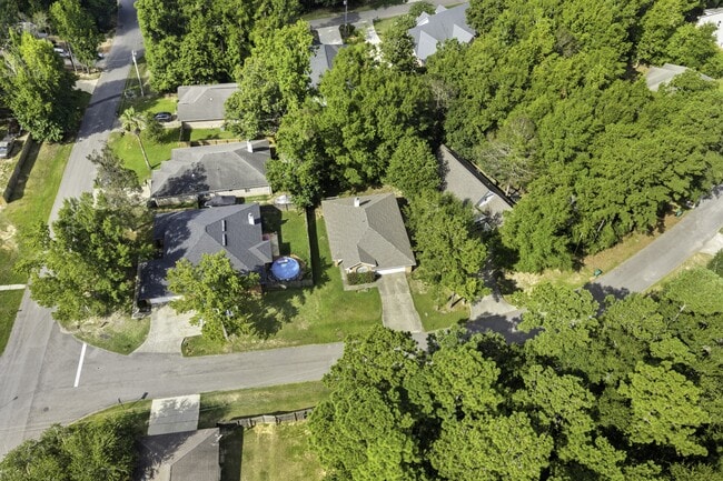 Building Photo - 9534 Laa Ln Ct