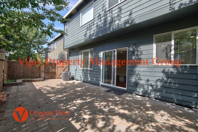 Building Photo - 17130 NW Trillium St