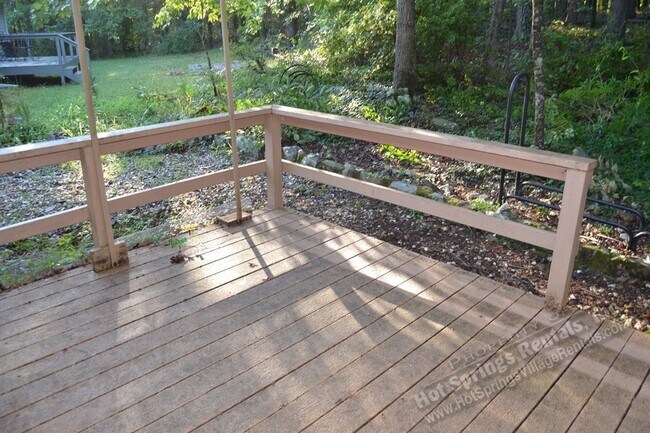 Building Photo - 6 Vilaseca Ln