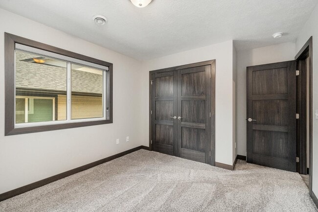 Building Photo - 4509 W 35th St N