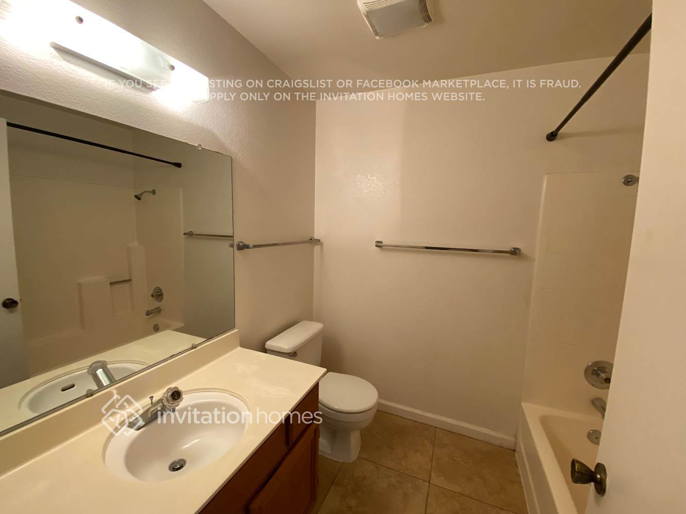 Building Photo - 4886 Birkdale Cir