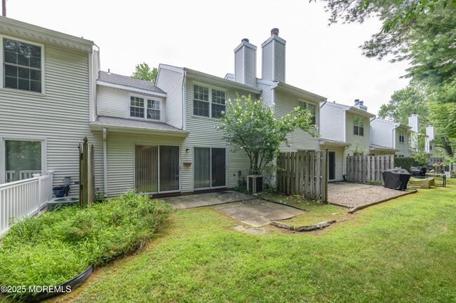 Building Photo - 59 Malibu Dr
