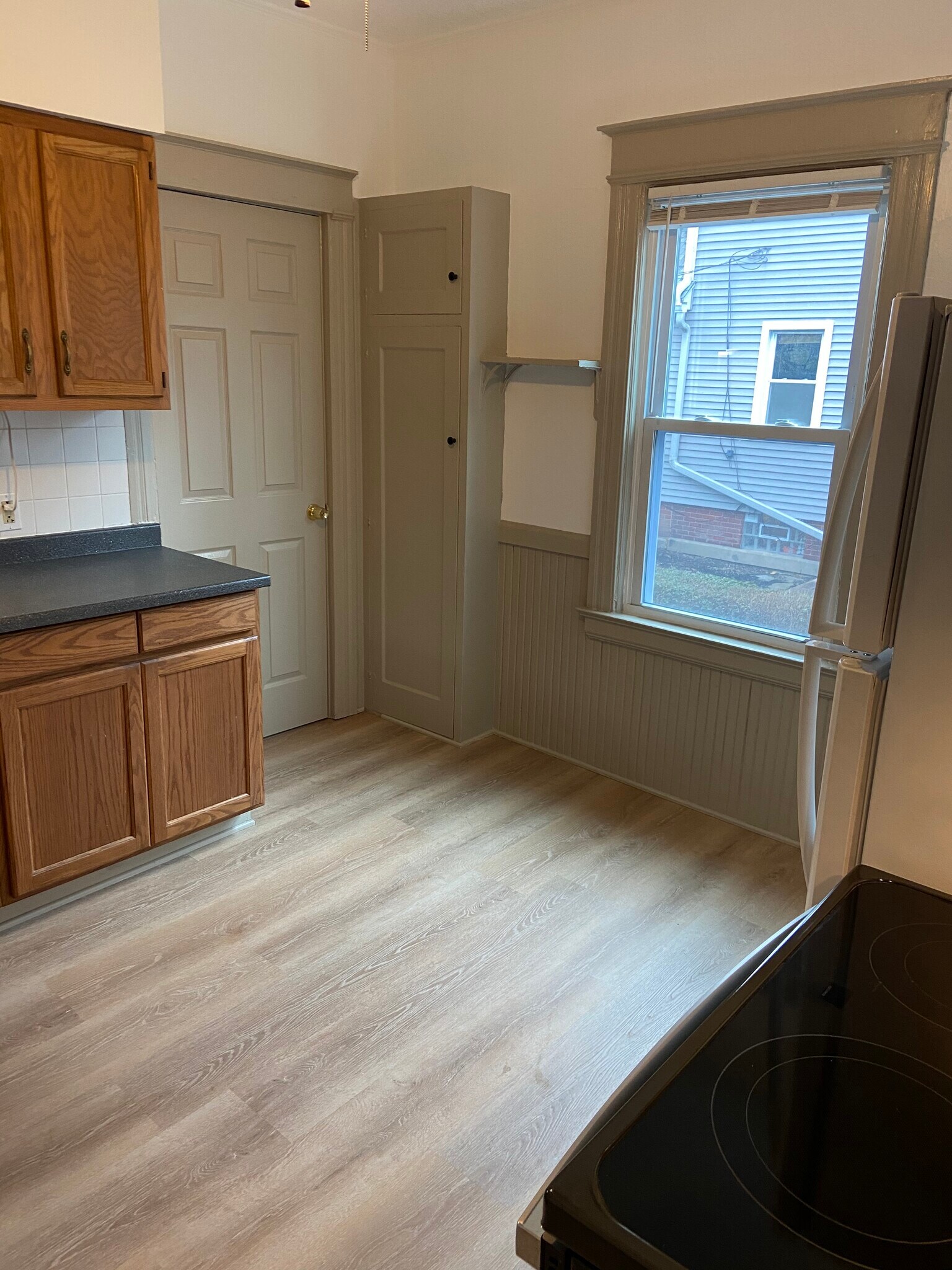 Kitchen - 106 Edgerton St