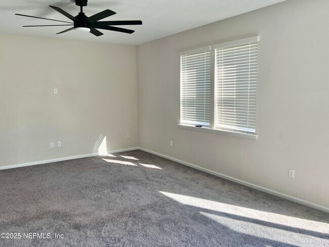 Building Photo - 9497 Scaup Way