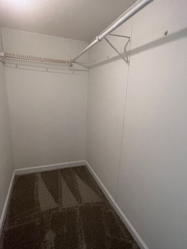 Building Photo - 3 Bedroom/2 Bathroom Modular Home for Rent