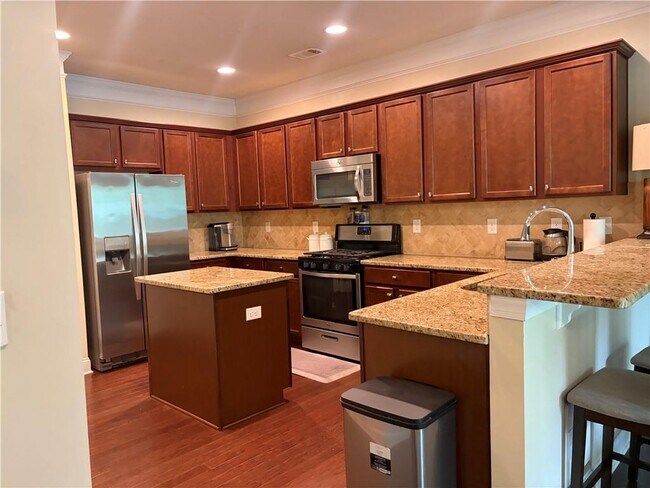 Building Photo - 3470 Flamingo Ln