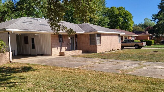 Primary Photo - 2007 Captain Shreve Dr