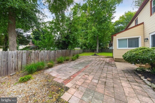 Building Photo - 115 Greenvale Ct