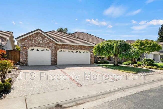 Building Photo - 7723 River Landing Dr
