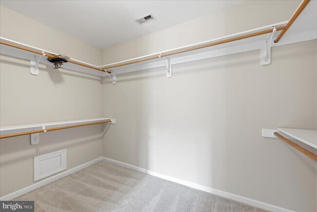 Building Photo - 104 Bramble Ct