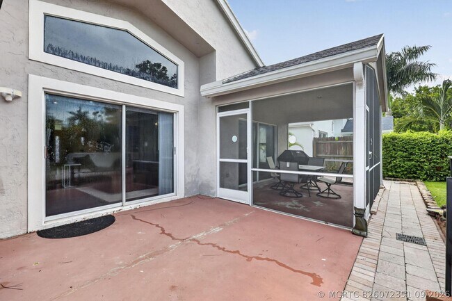 Building Photo - 1504 Lake Breeze Dr