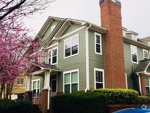 Building Photo - 214 16th St NW