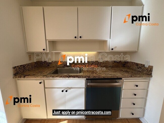 Building Photo - 460 N Civic Dr