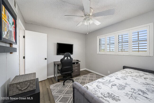 Building Photo - 500 Palm Springs Blvd