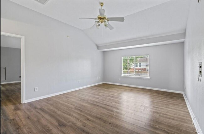 Building Photo - 6514 Sterling Canyon Dr