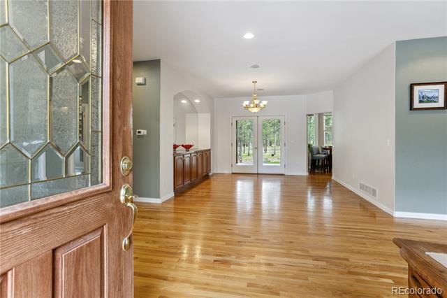 Building Photo - 10875 Yoemans Park Dr