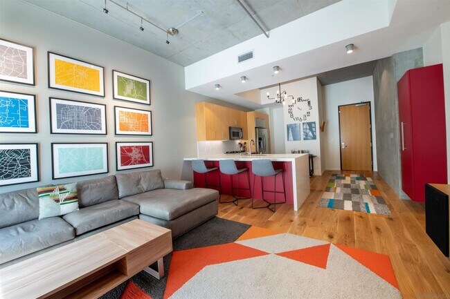 Building Photo - 1050 Island Ave