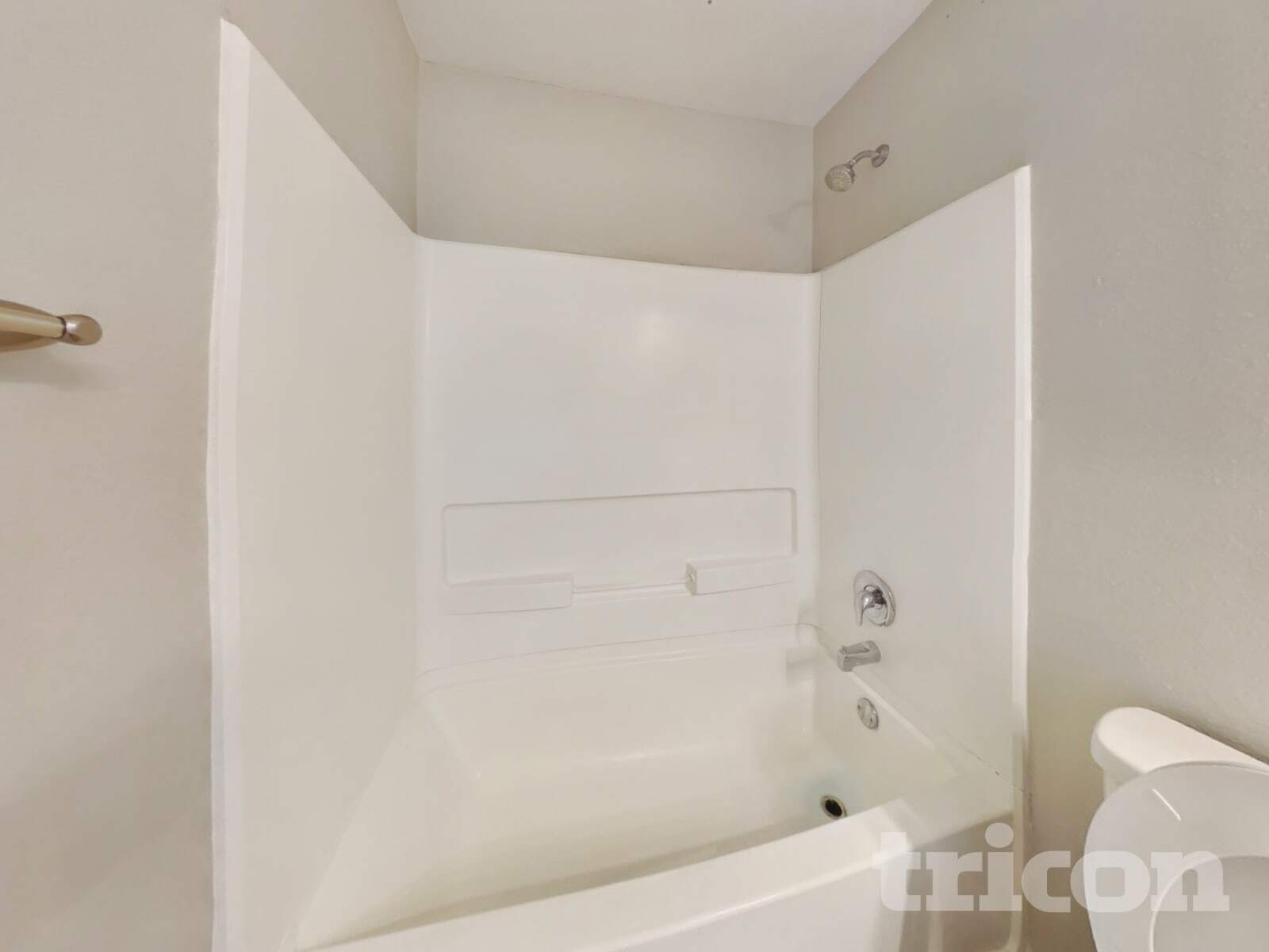 Building Photo - 695 Cross Wind Dr