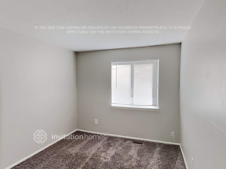 Building Photo - 12142 Bellaire Pl