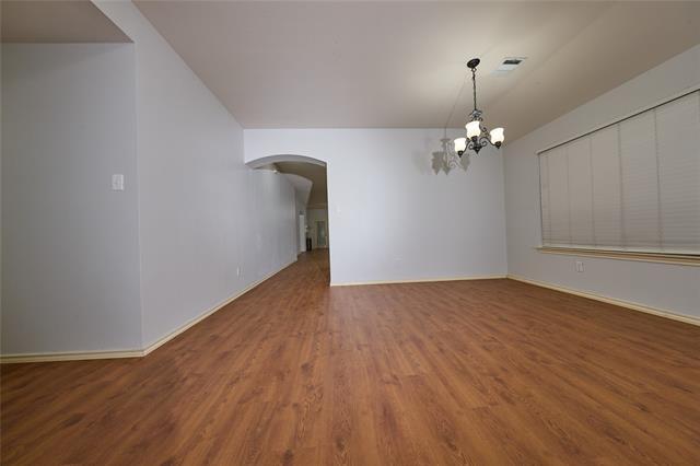 Building Photo - 4616 Brighton Dr