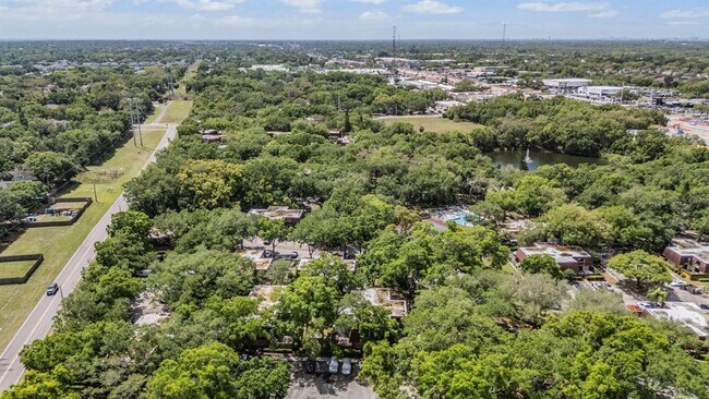 Building Photo - 2710 4th Ct