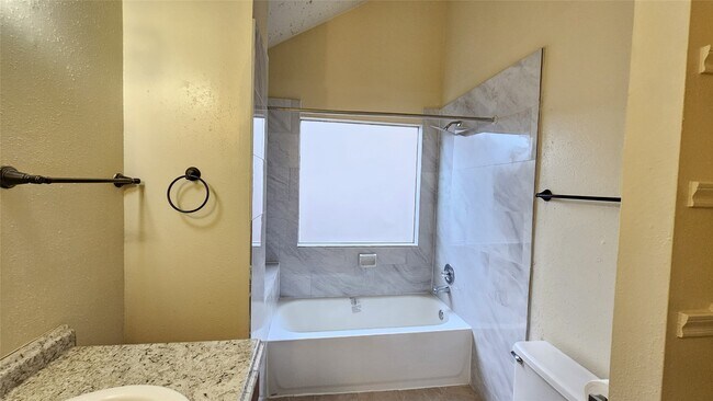 Building Photo - 8731 Croteau Dr
