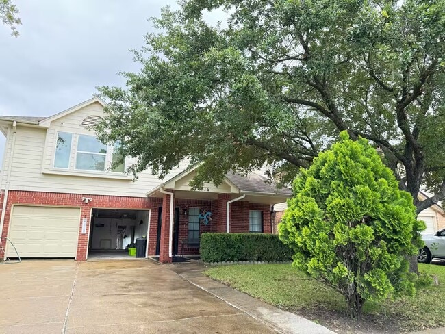 Building Photo - 12319 Grove Meadow Dr