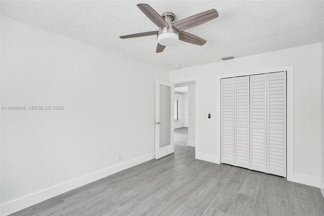 Building Photo - 8105 SW 19th St