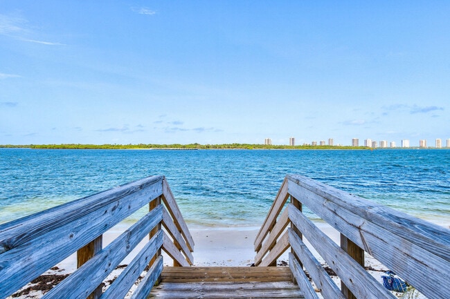 Building Photo - 324 Southwind Dr