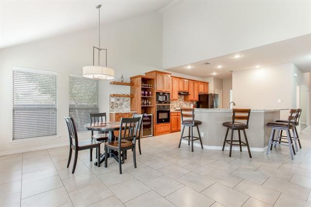 Building Photo - 720 Hardwood Dr