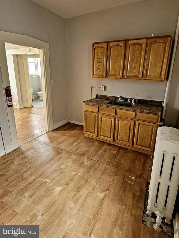 Building Photo - 19 S 11th St