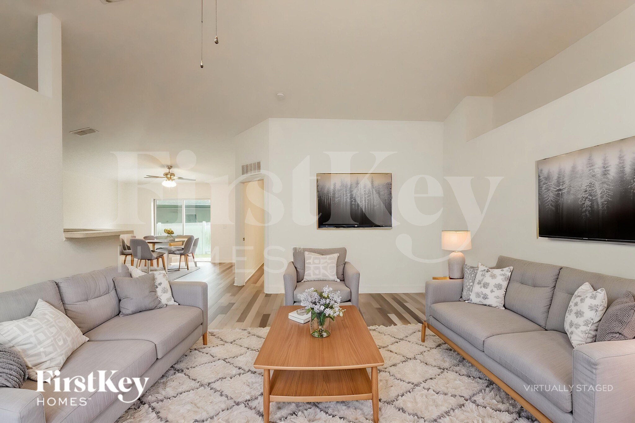 Building Photo - 1019 Susan Dr