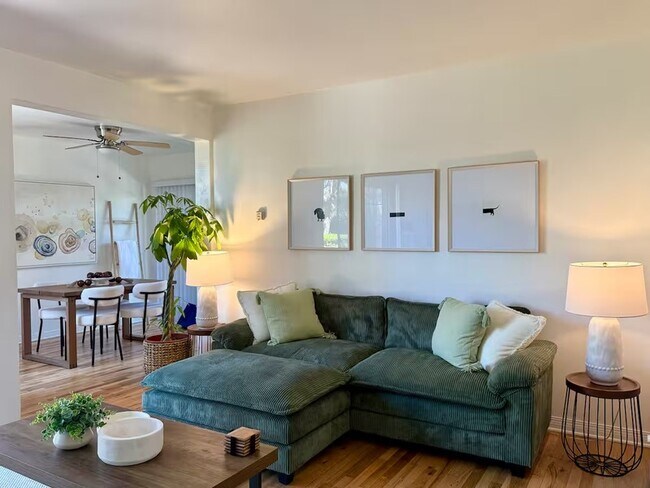 Building Photo - 6656–6670 W 86th Pl Los Angeles, CA 90045