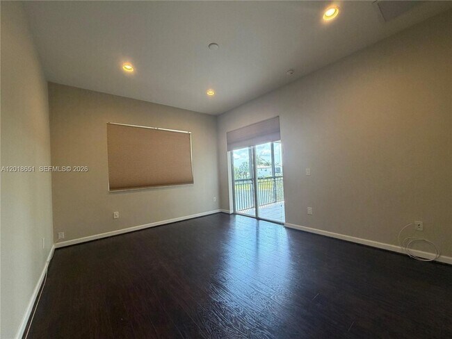Building Photo - 8344 NW 127th Ln